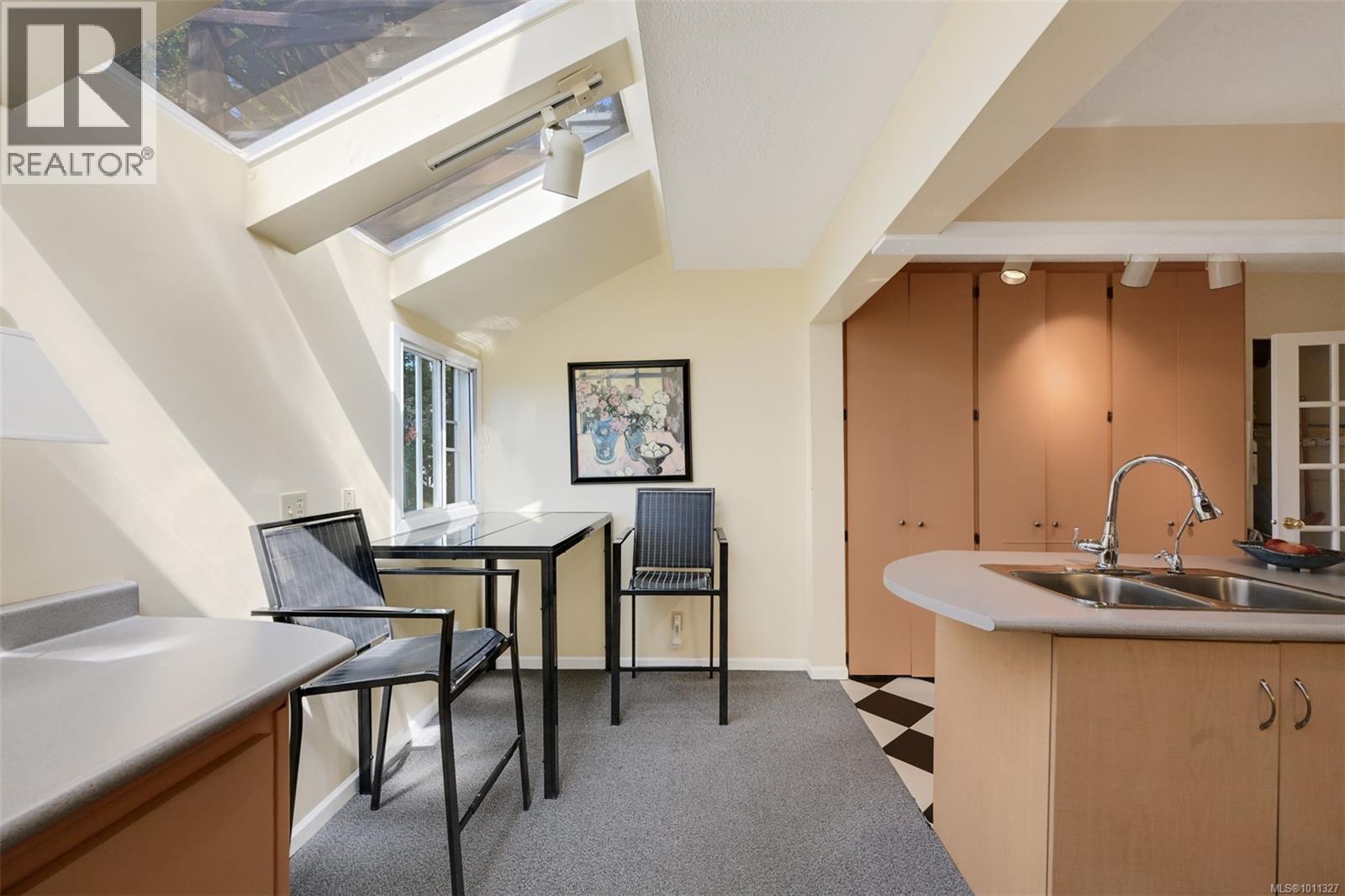 Single Family House for Sale in  Merritt St Victoria 
