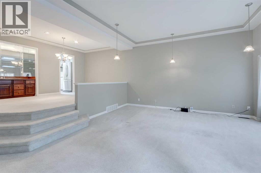 Single Family House for Sale in    Street NW Varsity Calgary 