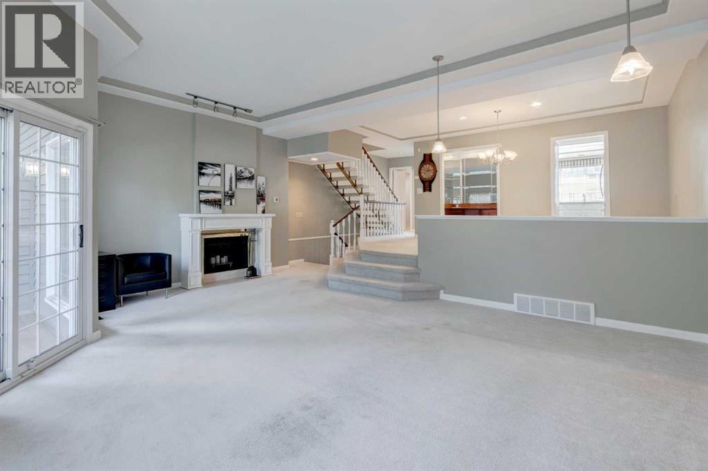 Single Family House for Sale in    Street NW Varsity Calgary 