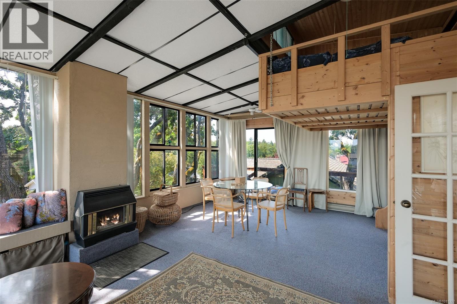Single Family House for Sale in  Merritt St Victoria 