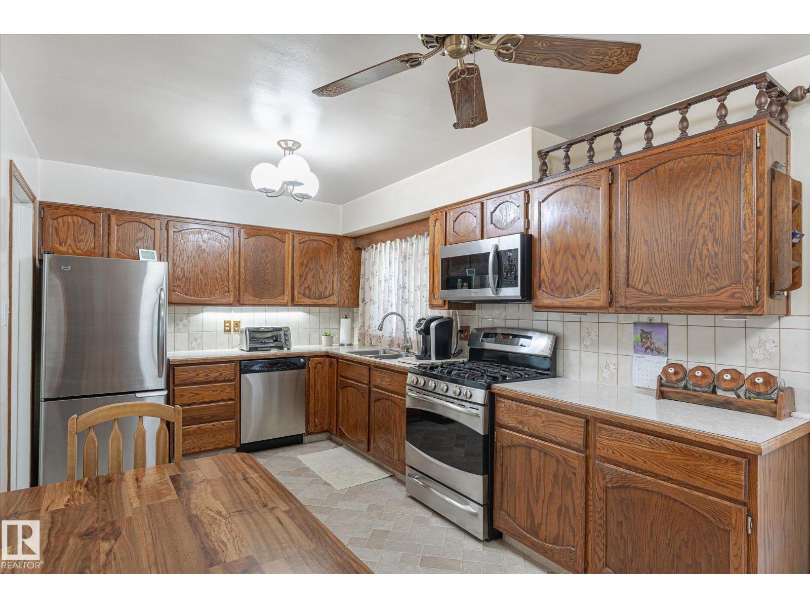 Photo 8 of 13407 132 Av Nw, Edmonton AB