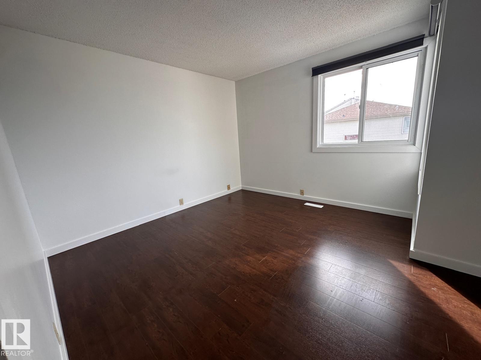 Photo 9 of 41 2024 57 St Nw, Edmonton AB