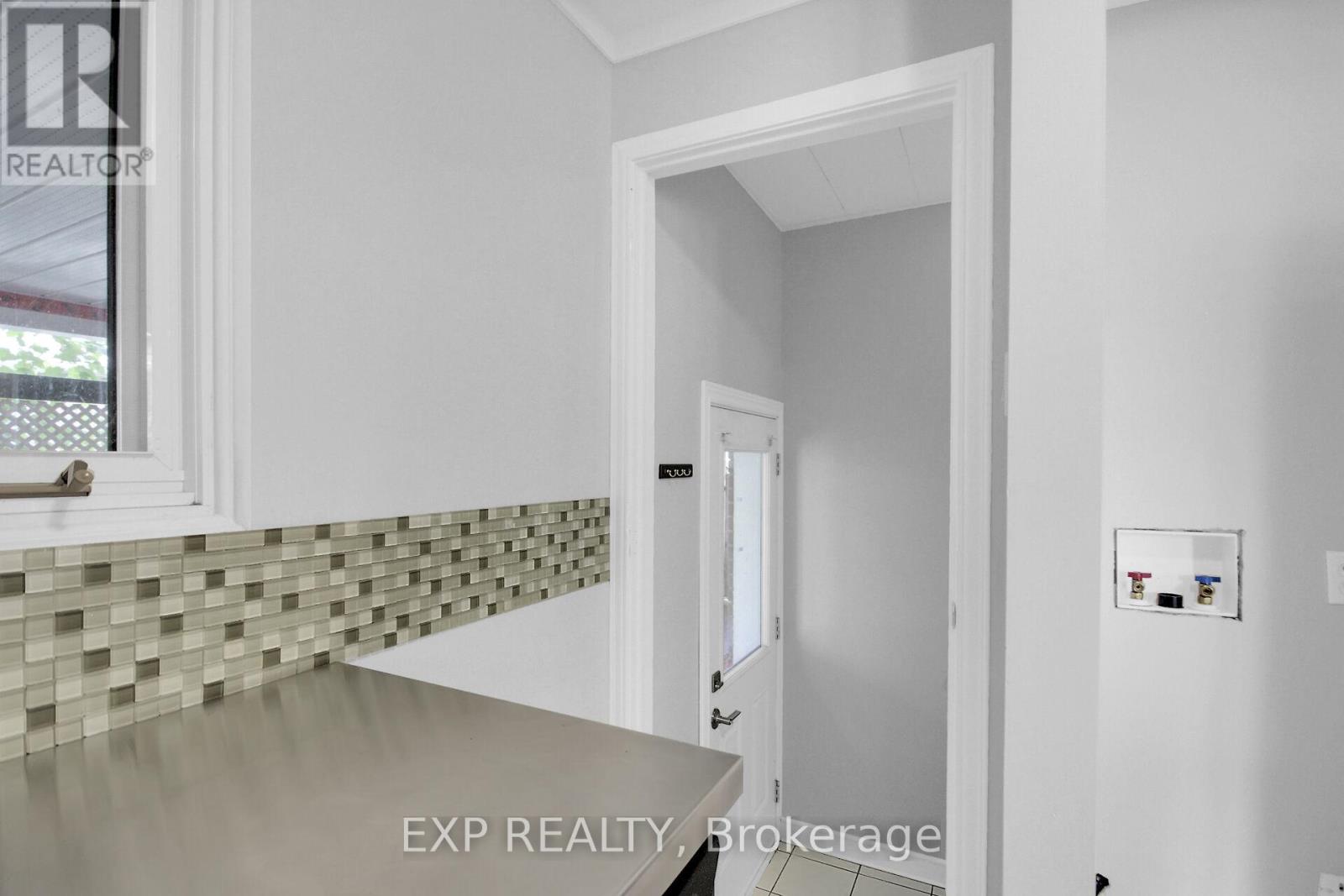 Photo 25 of 2247 Miramichi Street, Ottawa ON