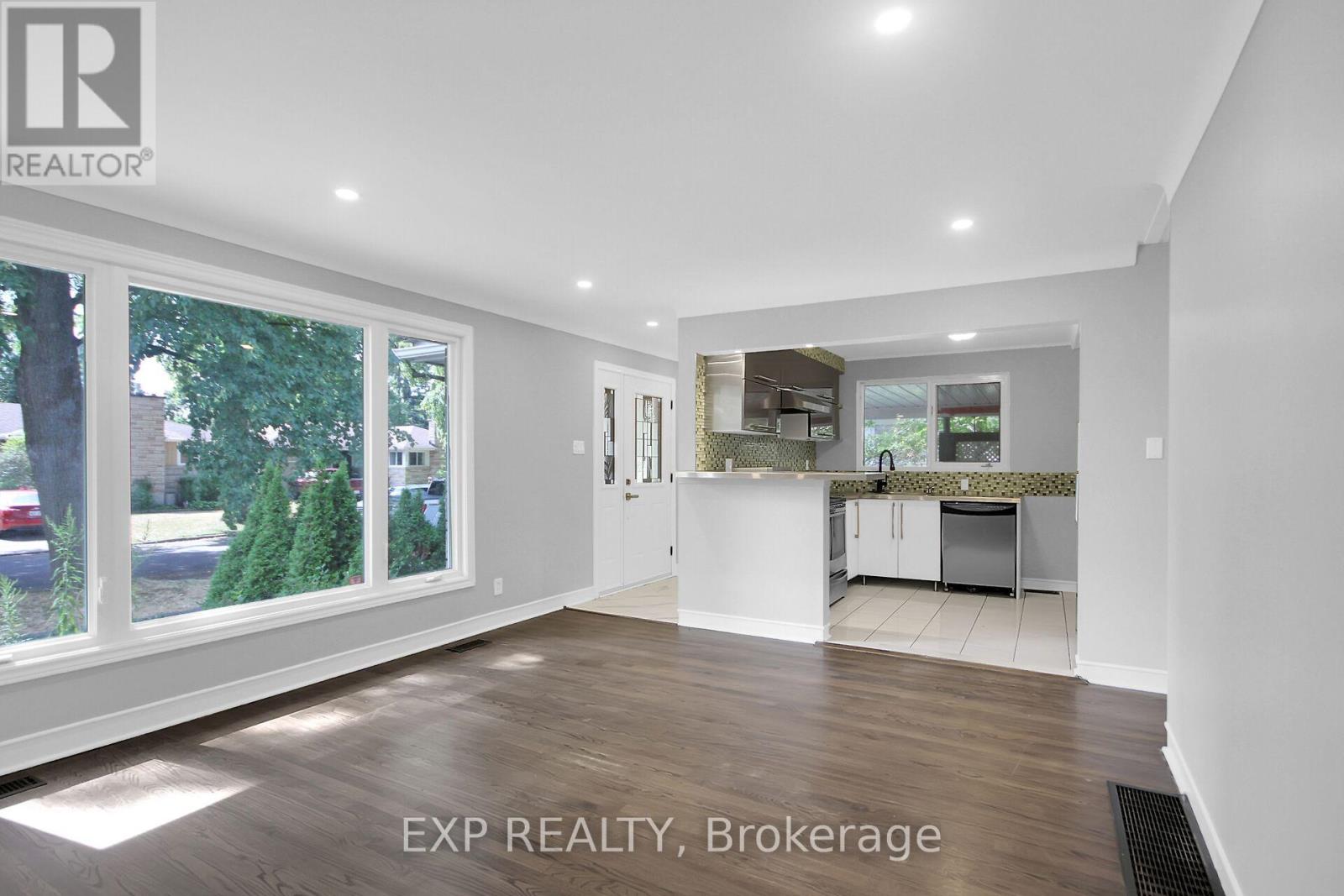 Photo 9 of 2247 Miramichi Street, Ottawa ON