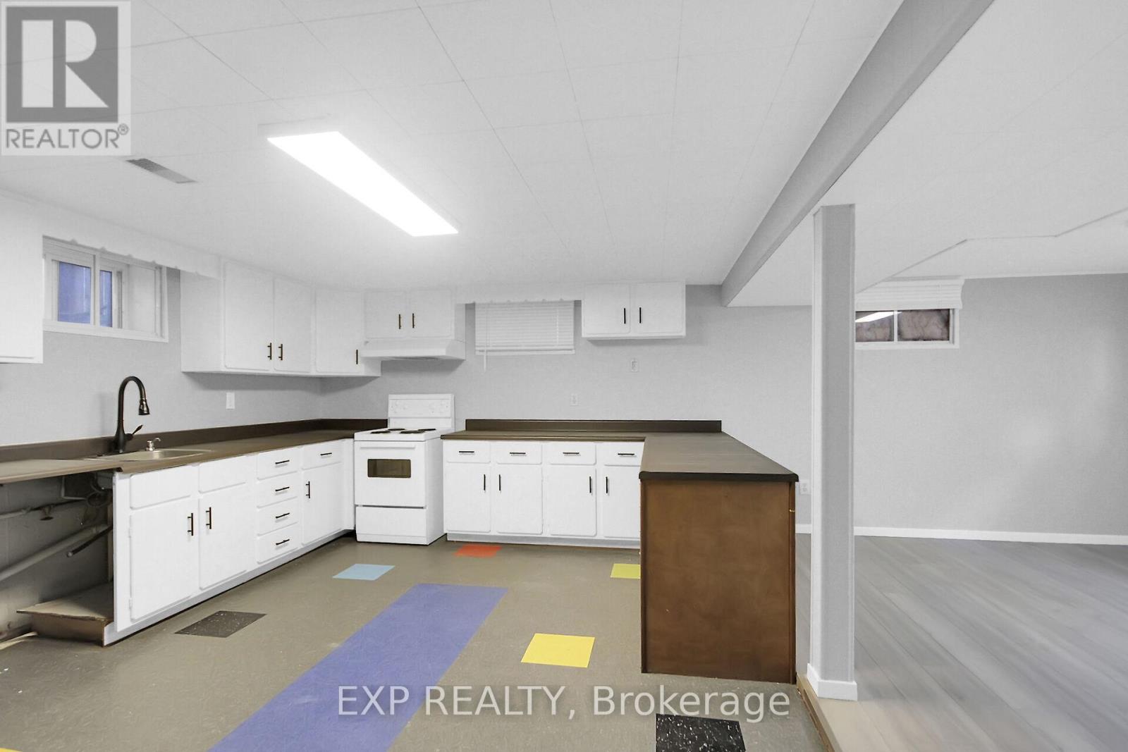 Photo 18 of 2247 Miramichi Street, Ottawa ON