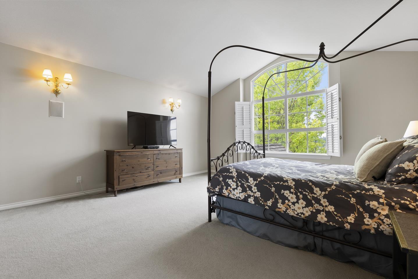 Photo 24 of 15355 Sequoia Drive, Surrey BC