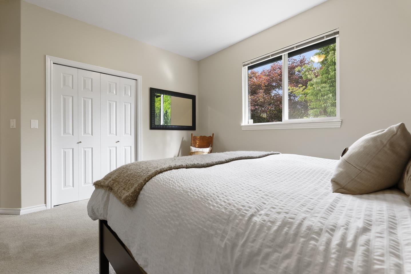 Photo 19 of 15355 Sequoia Drive, Surrey BC