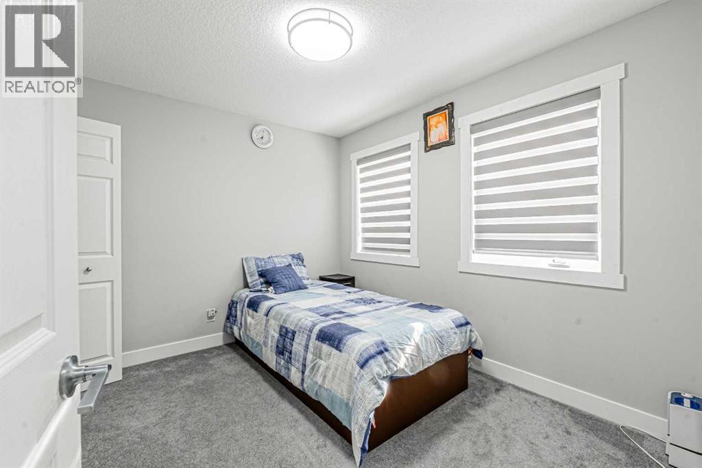 Single Family House for Sale in  Saddlehorn Close NE Saddle Ridge Calgary 