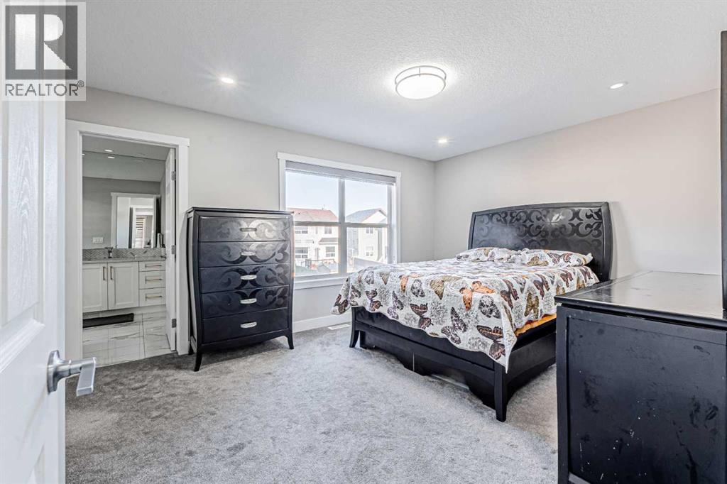 Single Family House for Sale in  Saddlehorn Close NE Saddle Ridge Calgary 
