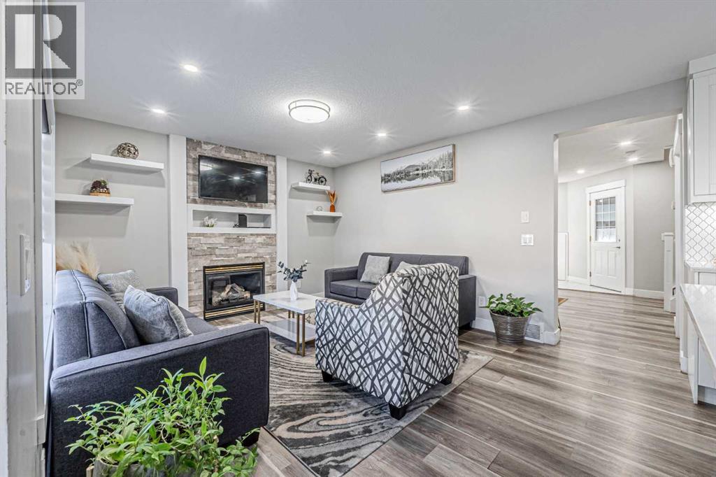 Single Family House for Sale in  Saddlehorn Close NE Saddle Ridge Calgary 