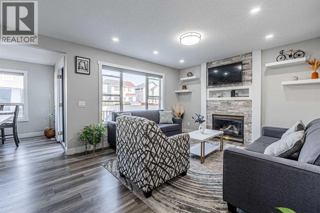 Single Family House for Sale in  Saddlehorn Close NE Saddle Ridge Calgary 