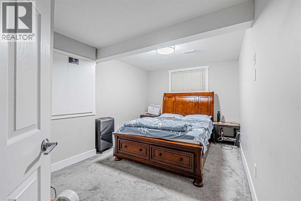 Single Family House for Sale in  Saddlehorn Close NE Saddle Ridge Calgary 