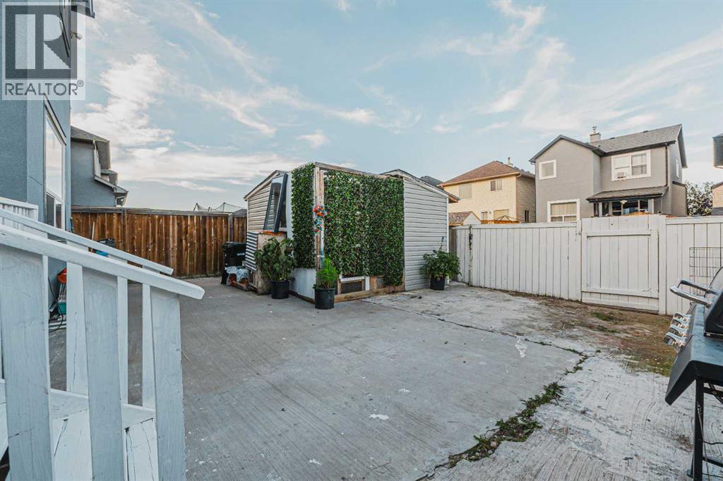 Single Family House for Sale in  Saddlehorn Close NE Saddle Ridge Calgary 