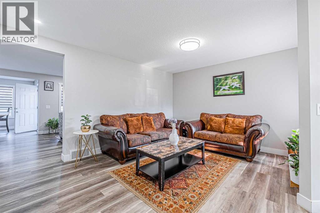 Single Family House for Sale in  Saddlehorn Close NE Saddle Ridge Calgary 