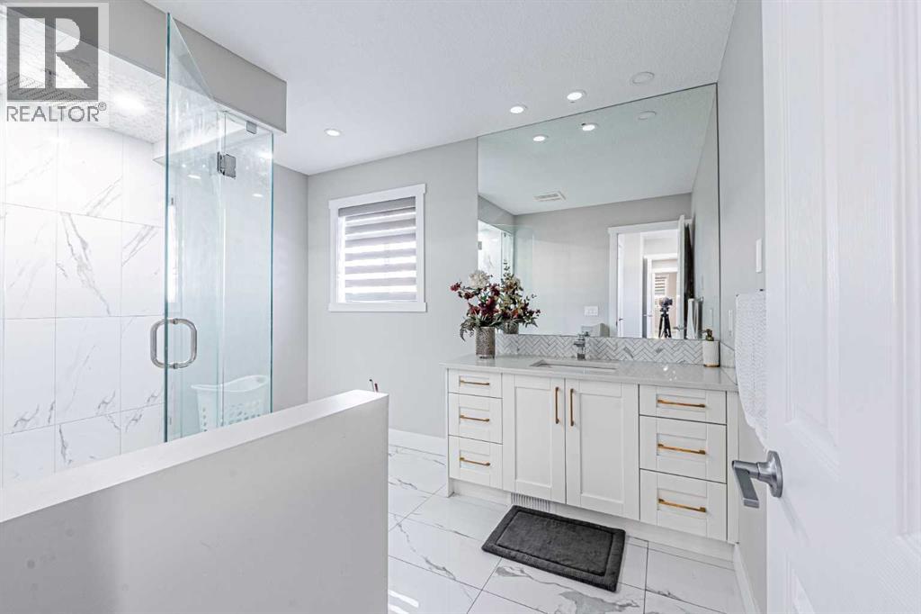 Single Family House for Sale in  Saddlehorn Close NE Saddle Ridge Calgary 