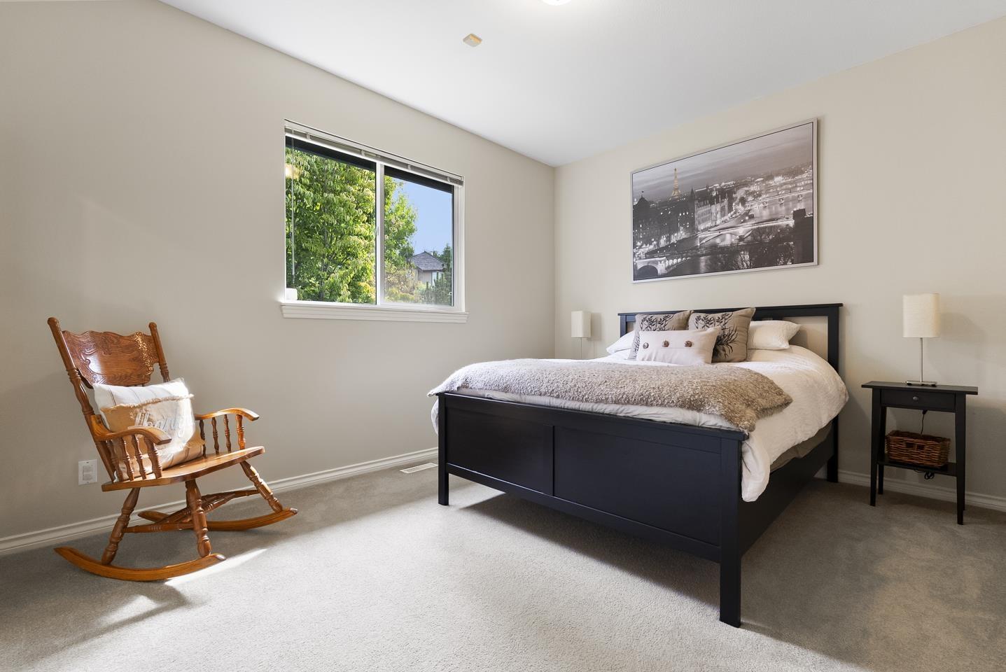 Photo 18 of 15355 Sequoia Drive, Surrey BC