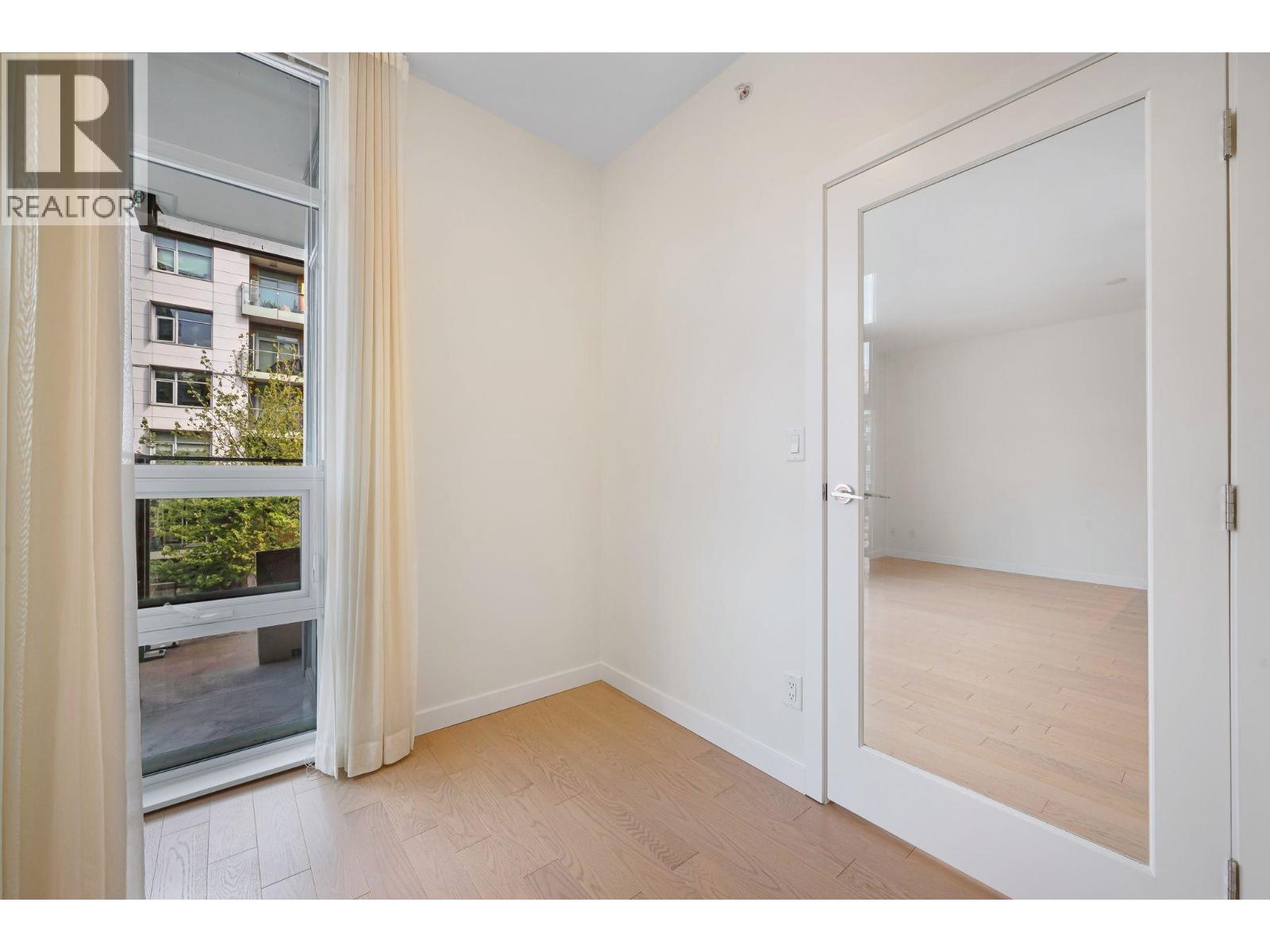 Photo 12 of 314 38 W 1st Avenue, Vancouver BC