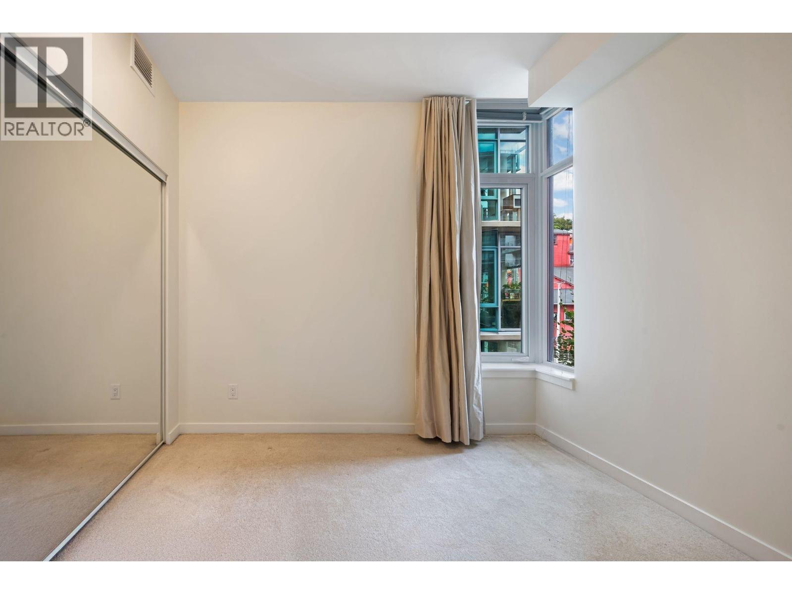 Photo 11 of 314 38 W 1st Avenue, Vancouver BC