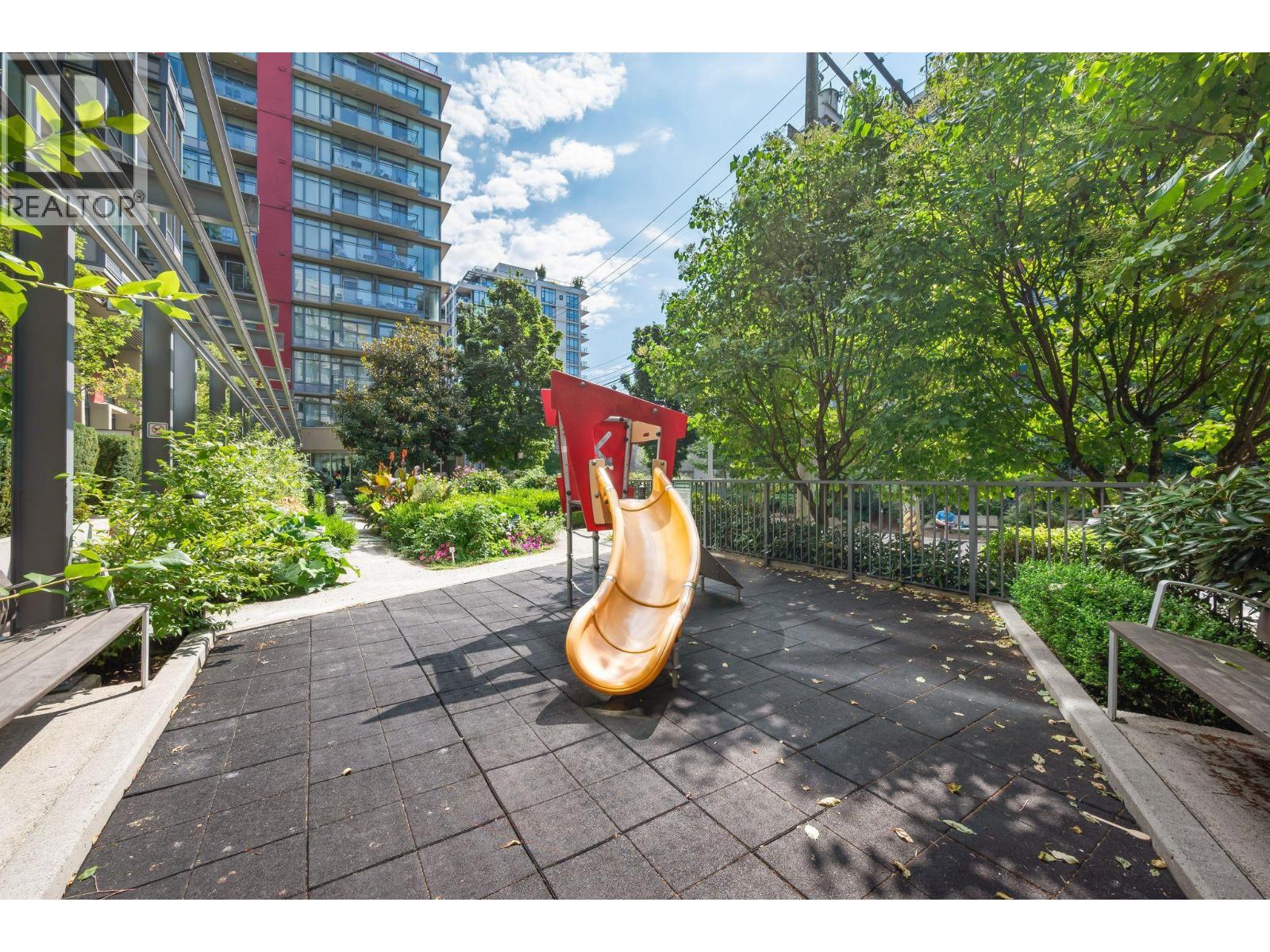 Photo 23 of 314 38 W 1st Avenue, Vancouver BC