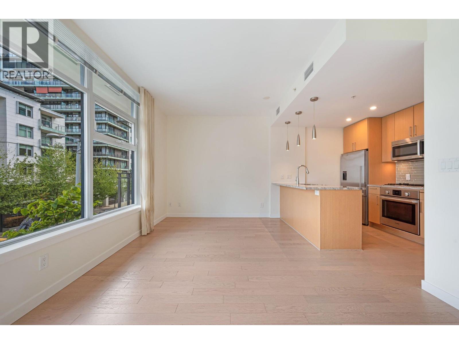 Photo 5 of 314 38 W 1st Avenue, Vancouver BC