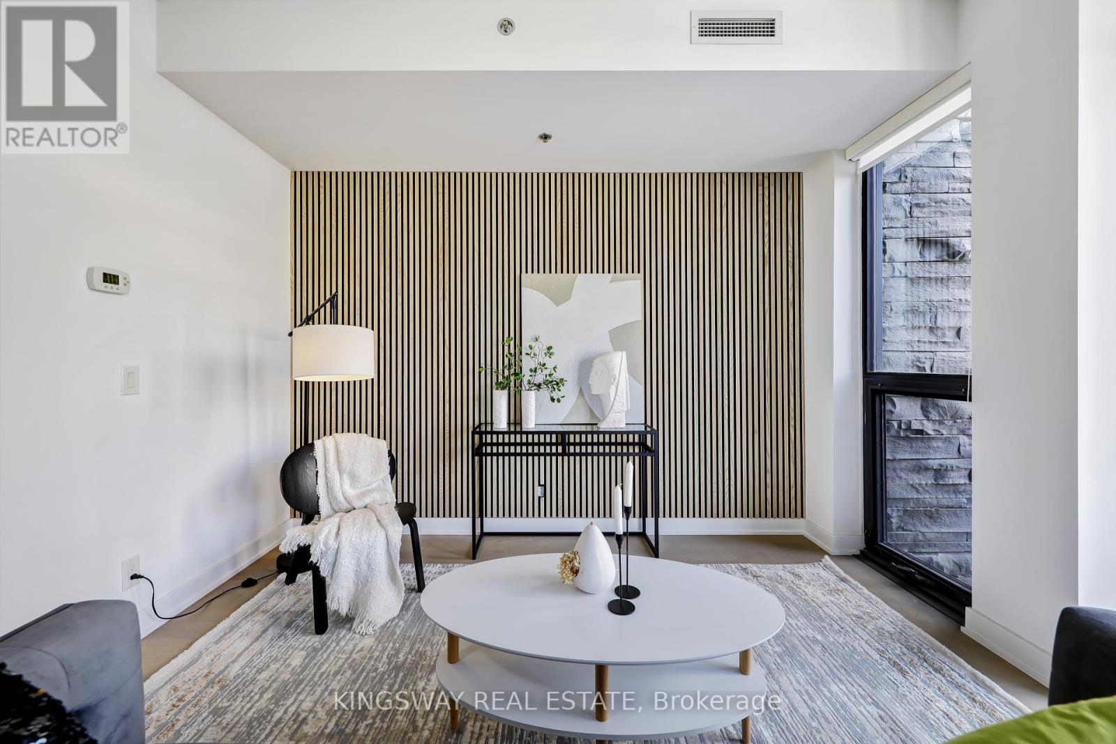 Photo 23 of 303 15 Beverley Street, Toronto ON