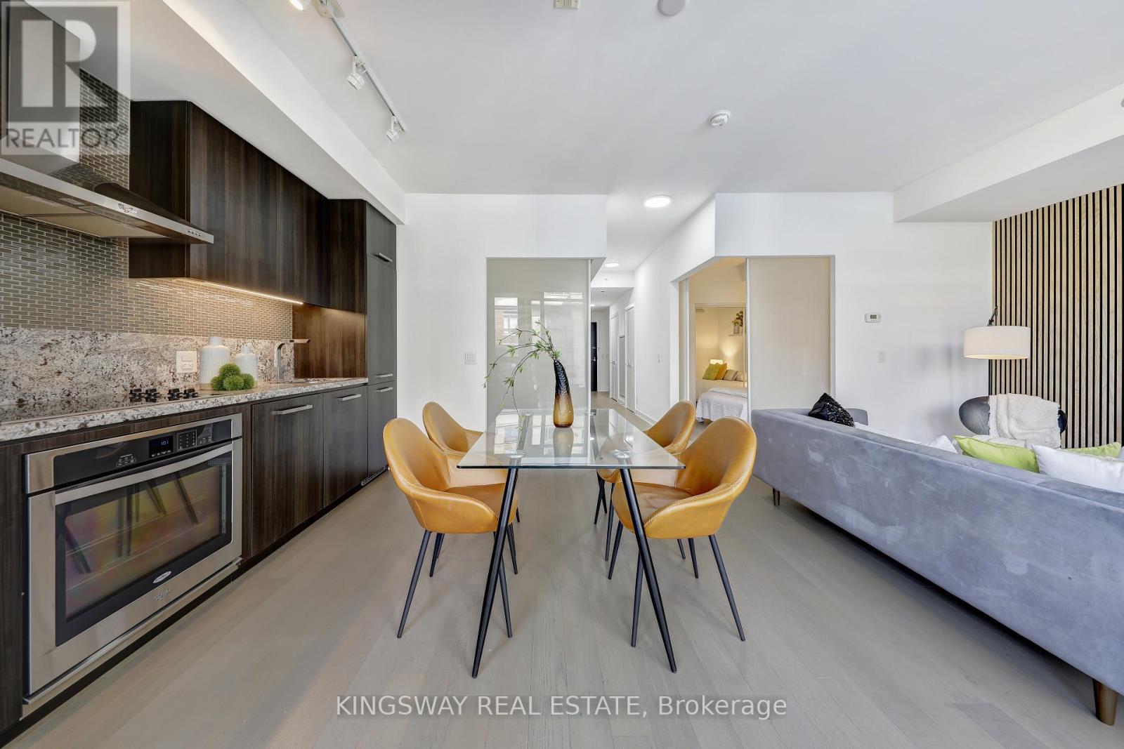 Photo 12 of 303 15 Beverley Street, Toronto ON