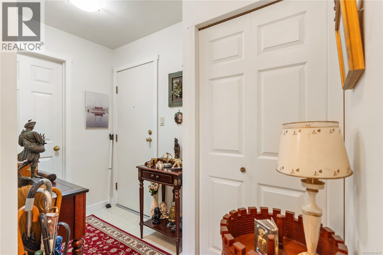 Photo 2 of 118 10459 Resthaven Dr, Sidney BC