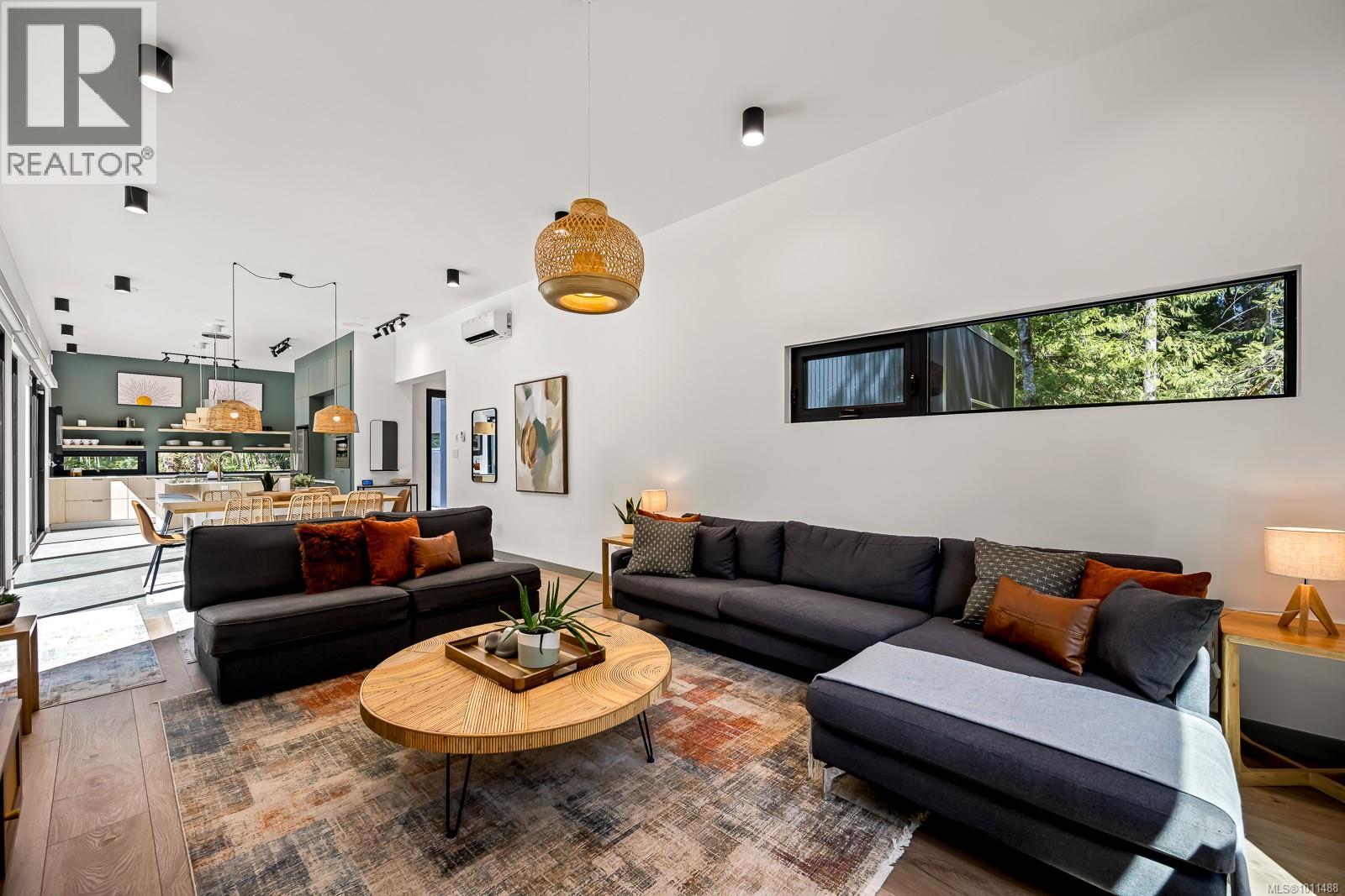 4638 Forbidden Plateau Rd, Courtenay