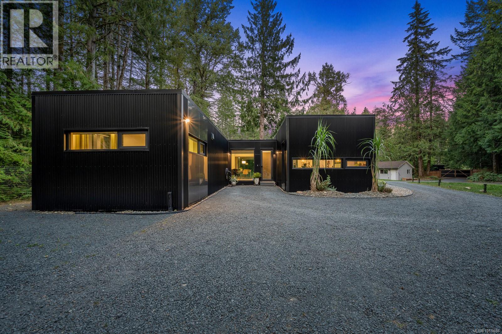 4638 Forbidden Plateau Rd, Courtenay