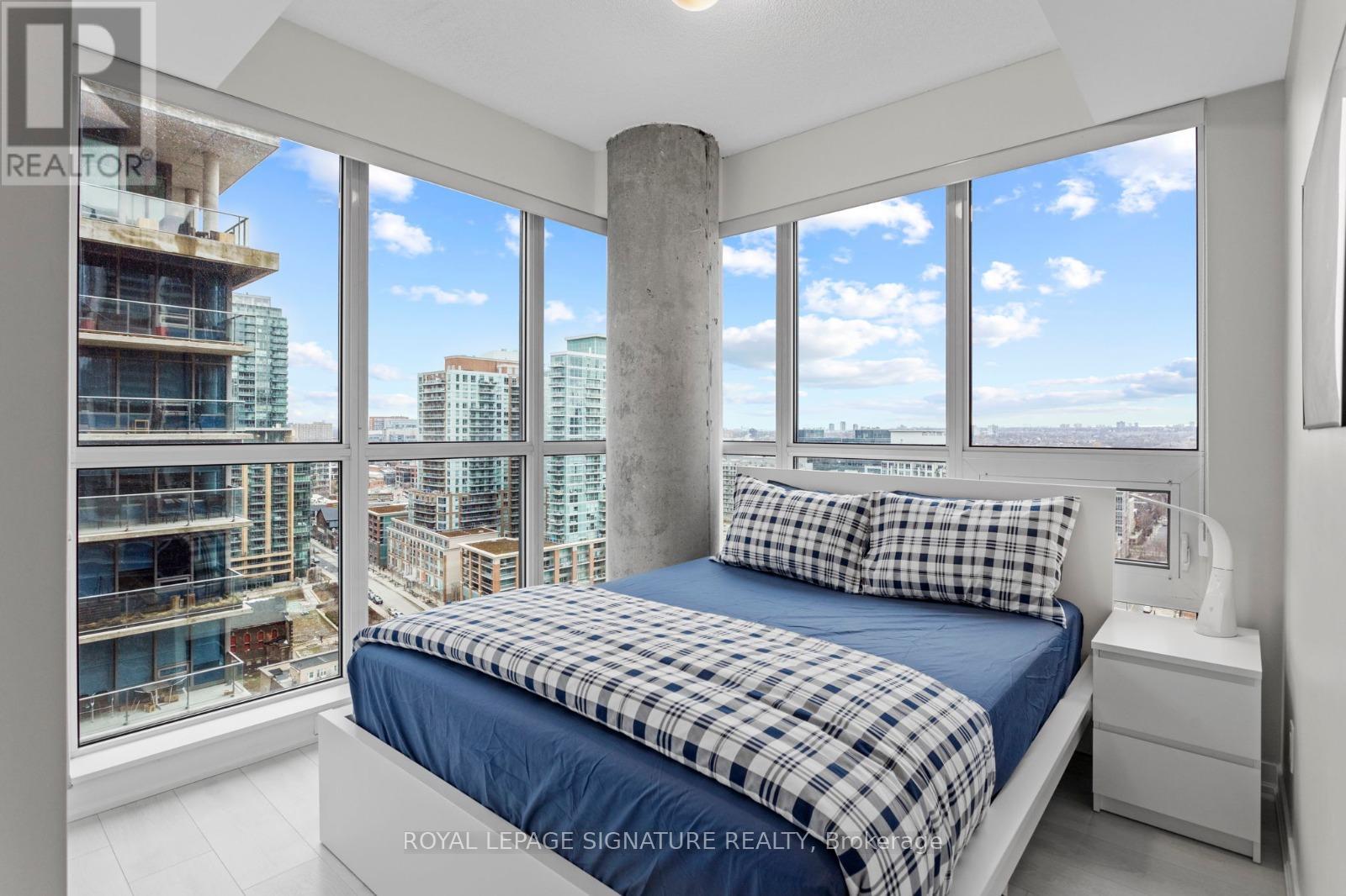 Photo 6 of 1703 51 East Liberty Street, Toronto ON