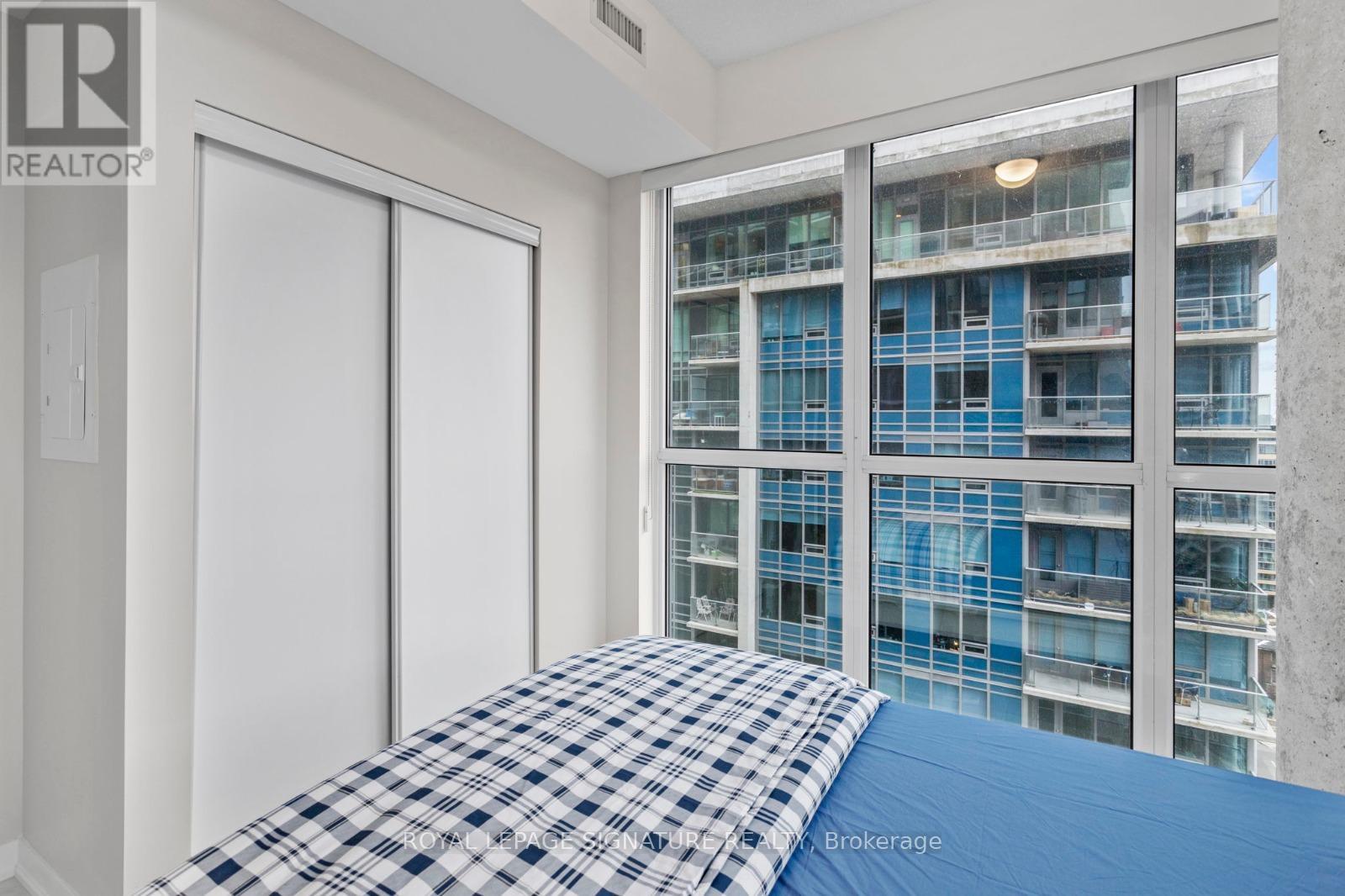 Photo 2 of 1703 51 East Liberty Street, Toronto ON