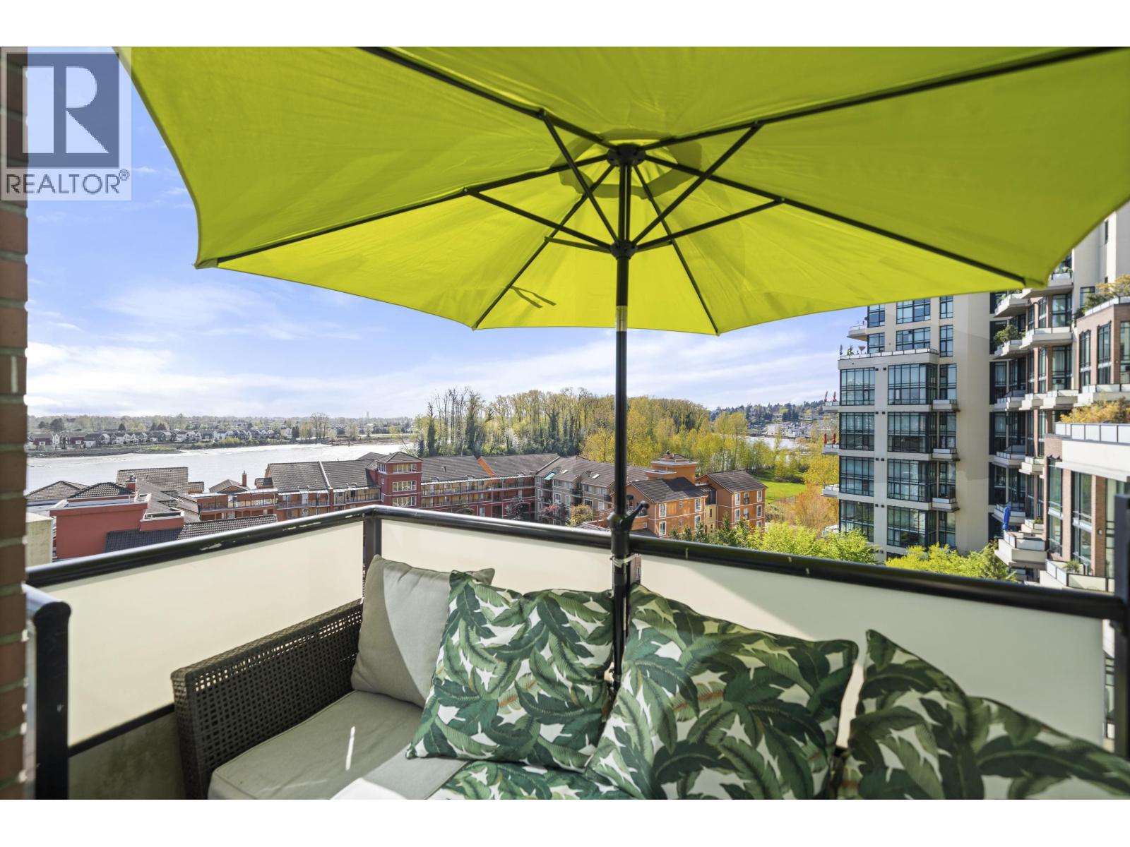 Photo 20 of 508 10 Renaissance Square, New Westminster BC
