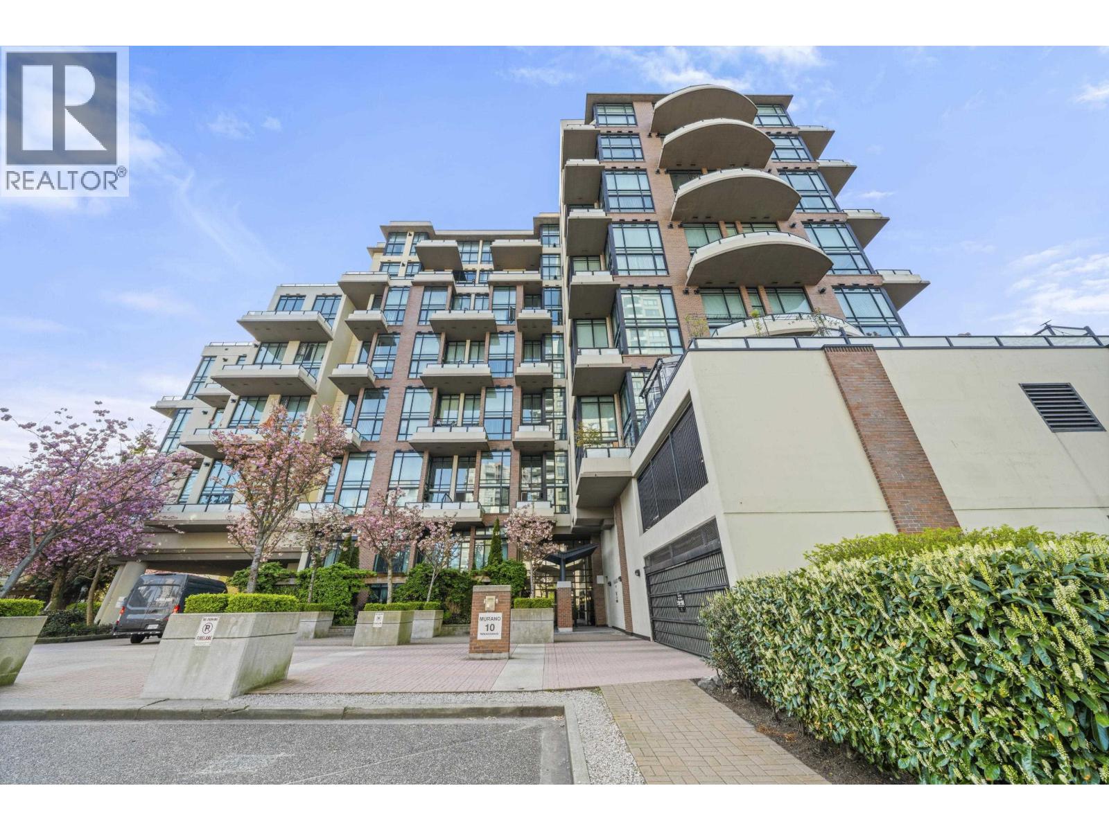 Photo 36 of 508 10 Renaissance Square, New Westminster BC