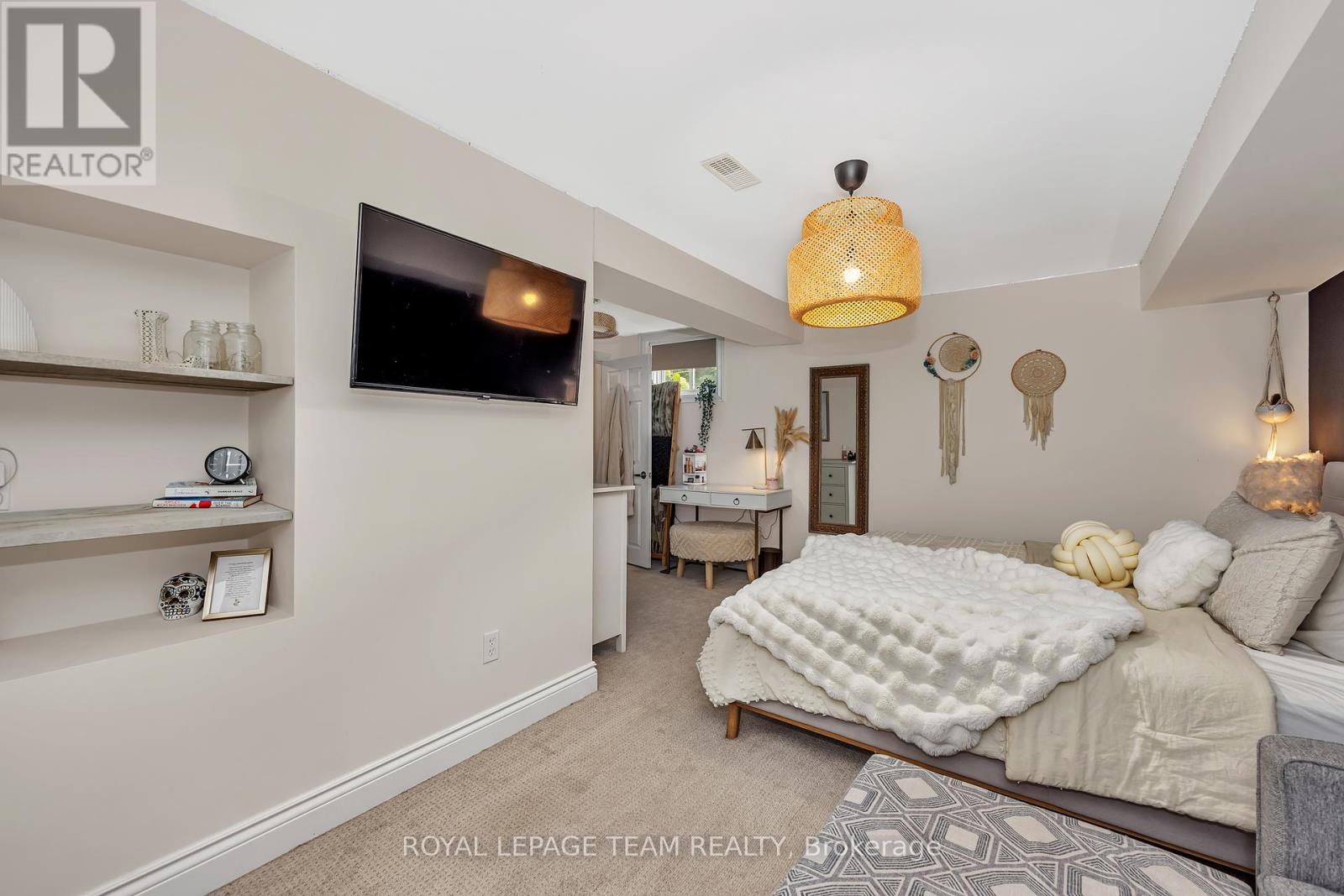 Photo 32 of 9 Heritage Boulevard, North Grenville ON