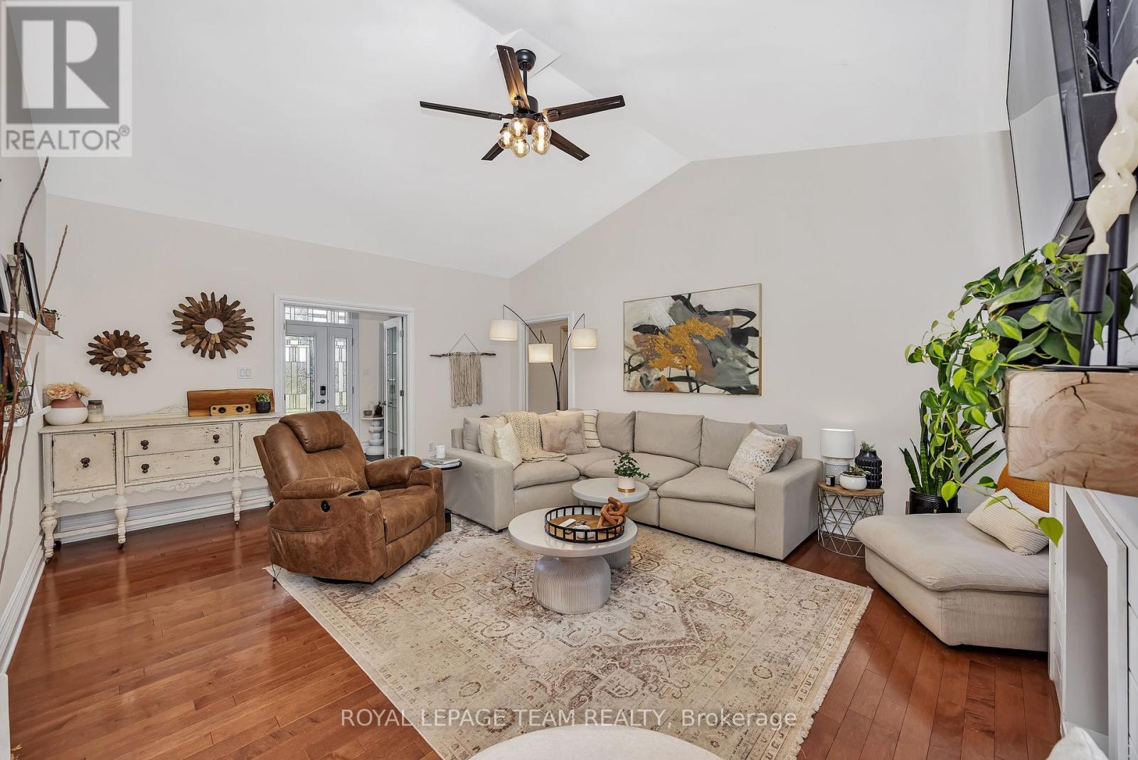 Photo 45 of 9 Heritage Boulevard, North Grenville ON