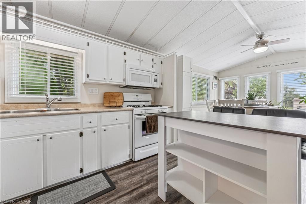Photo 22 of 580 Beaver Creek Road Unit 32, Waterloo ON