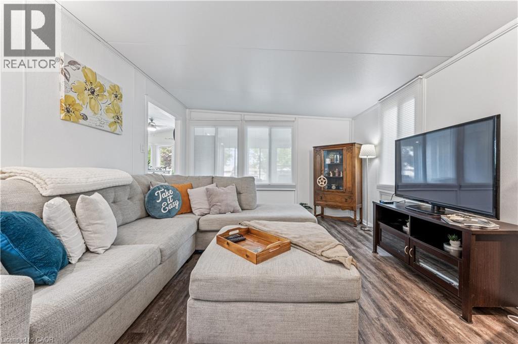 Photo 11 of 580 Beaver Creek Road Unit 32, Waterloo ON