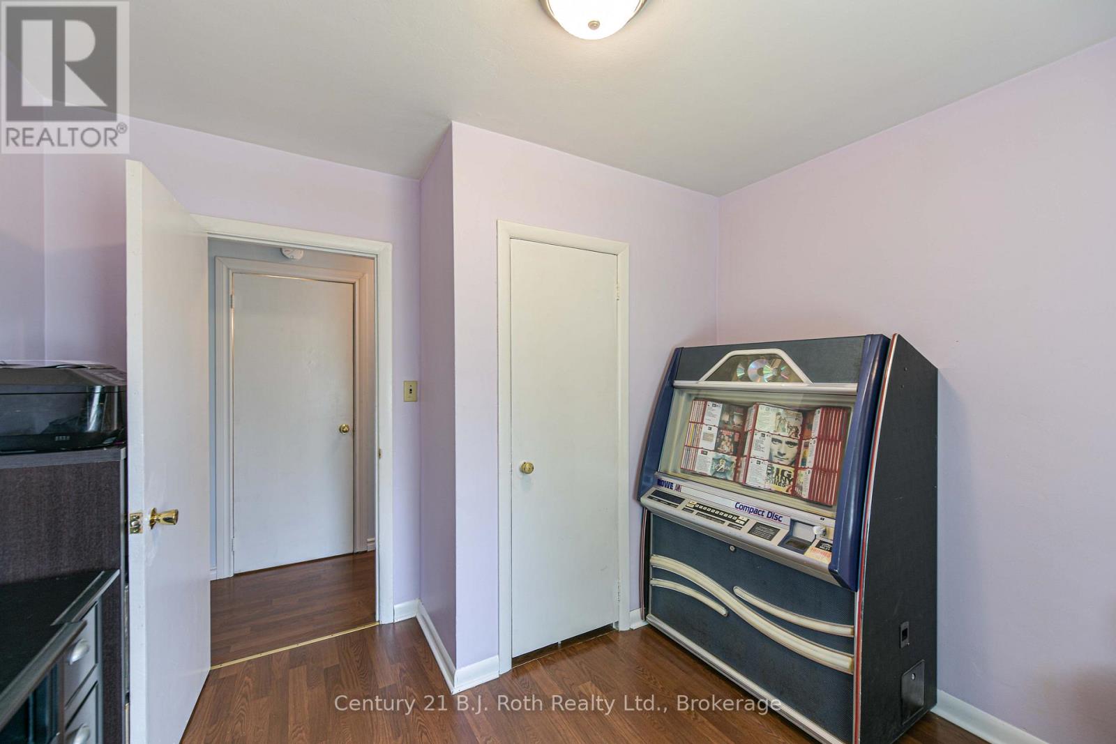 Photo 19 of 155 Dunedin Street, Orillia ON
