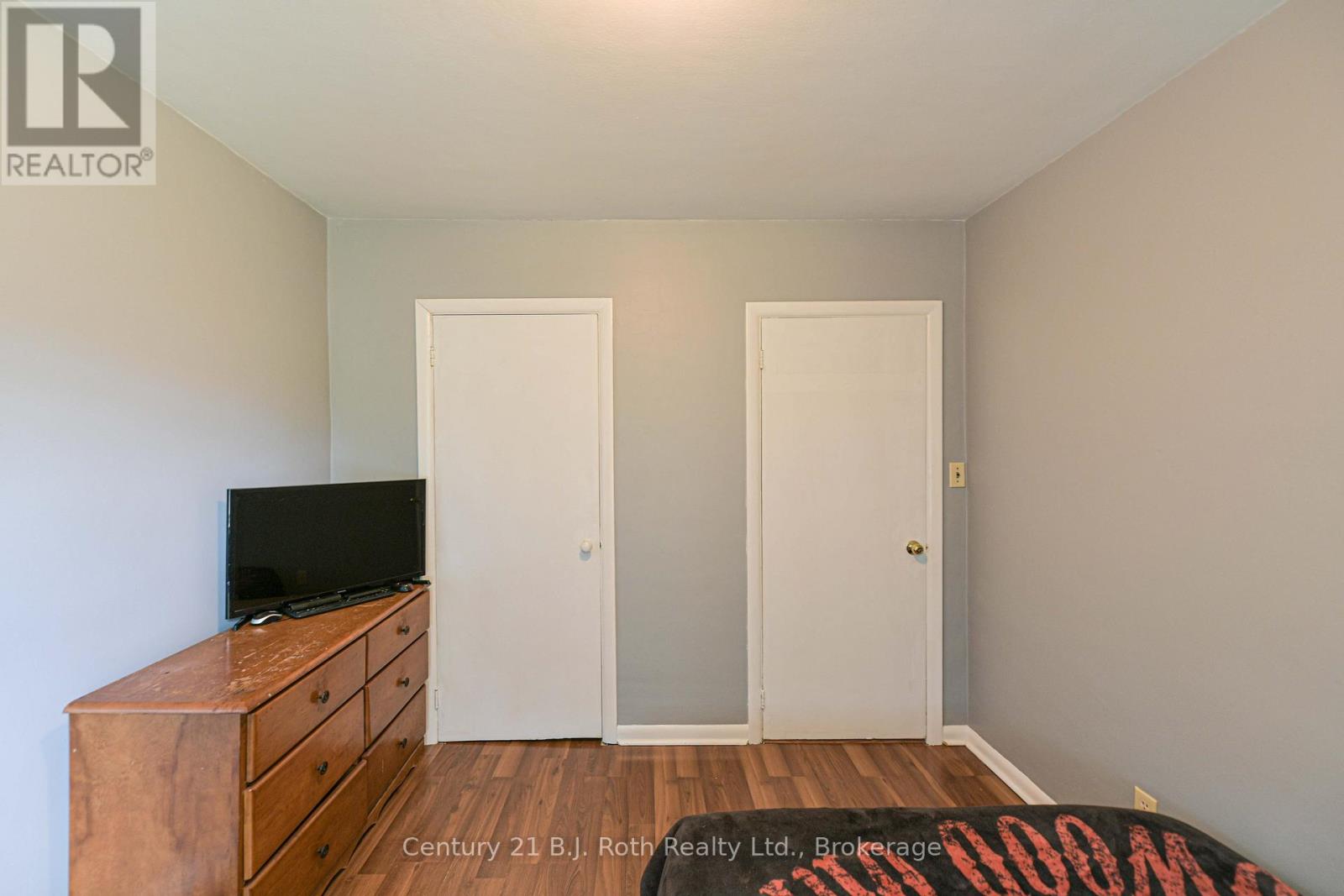 Photo 5 of 155 Dunedin Street, Orillia ON