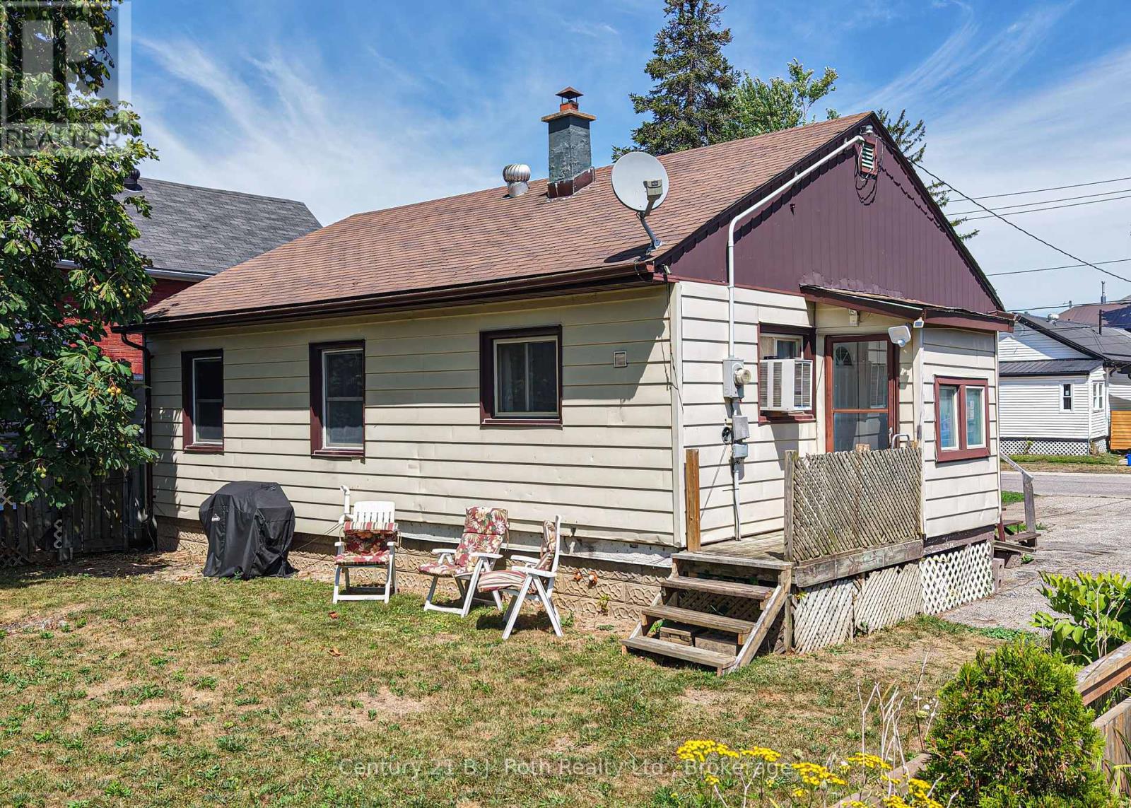 Photo 12 of 155 Dunedin Street, Orillia ON