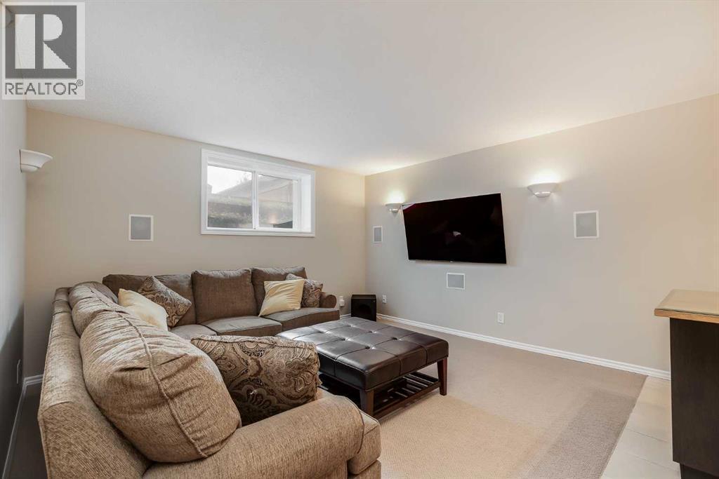 Single Family House for Sale in  Prestwick Manor SE McKenzie Towne Calgary 