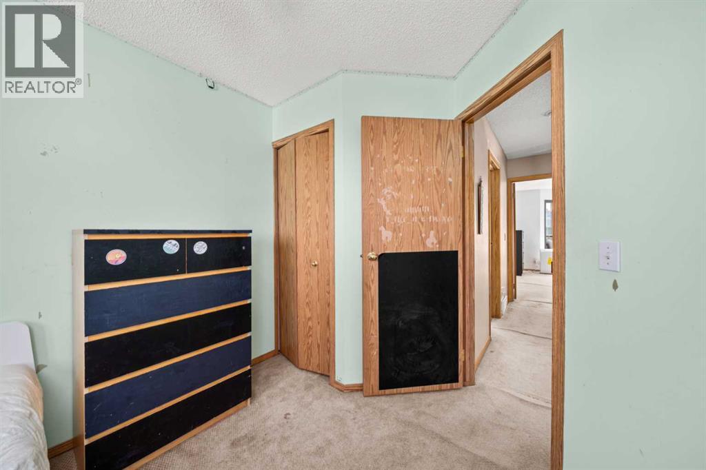 Single Family House for Sale in  Hidden Valley Drive NW Hidden Valley Calgary 