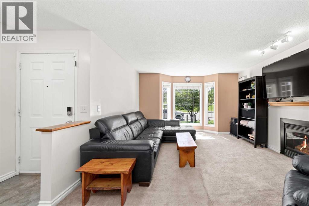 Single Family House for Sale in  Hidden Valley Drive NW Hidden Valley Calgary 