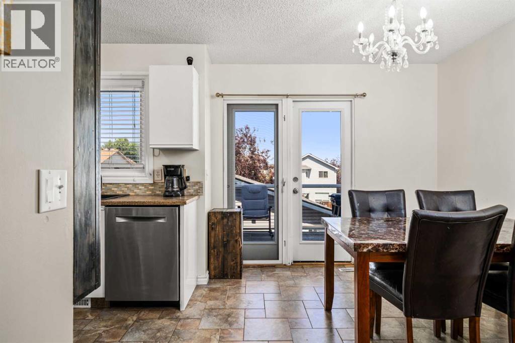 Single Family House for Sale in  Hidden Valley Drive NW Hidden Valley Calgary 