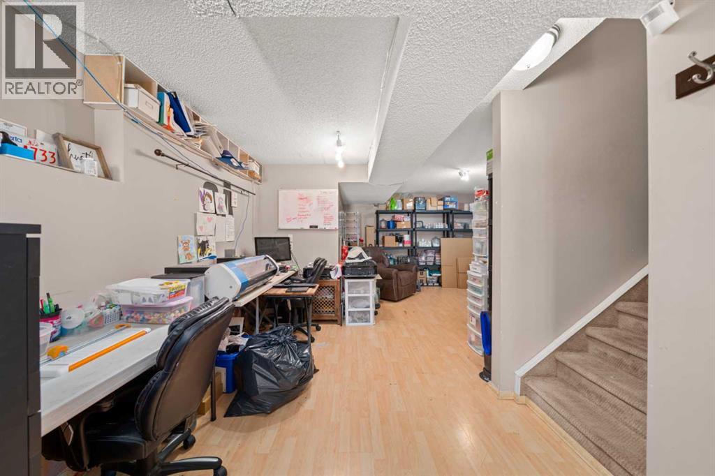 Single Family House for Sale in  Hidden Valley Drive NW Hidden Valley Calgary 