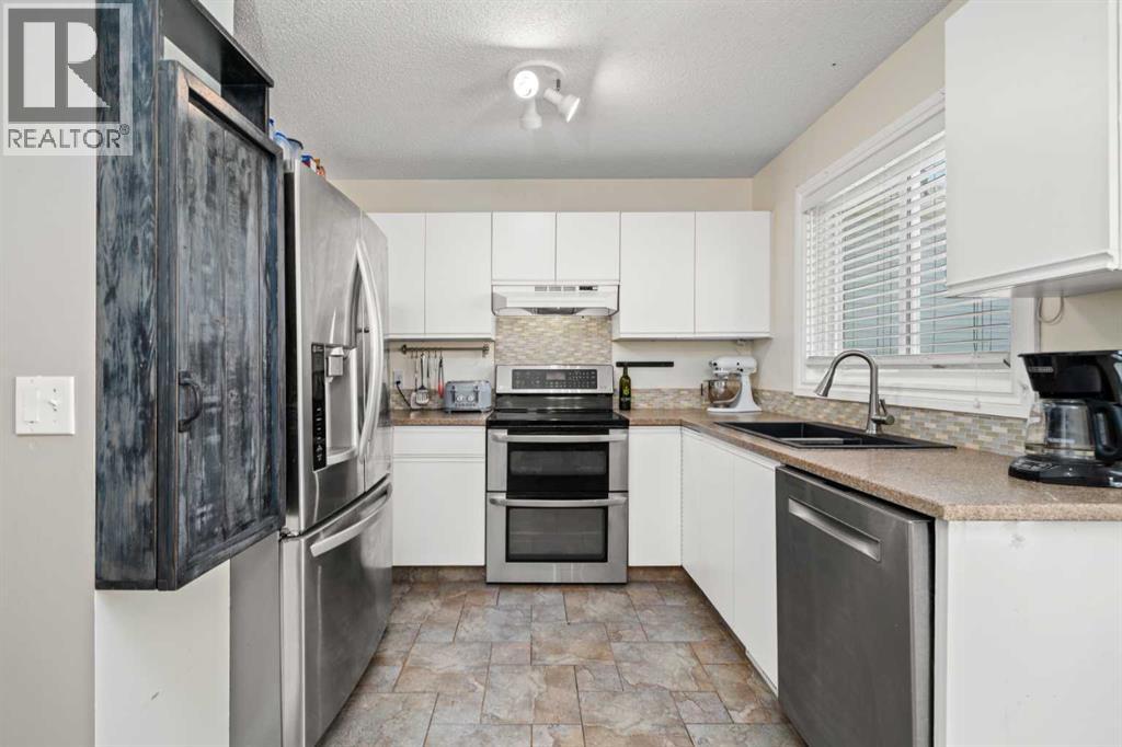 Single Family House for Sale in  Hidden Valley Drive NW Hidden Valley Calgary 