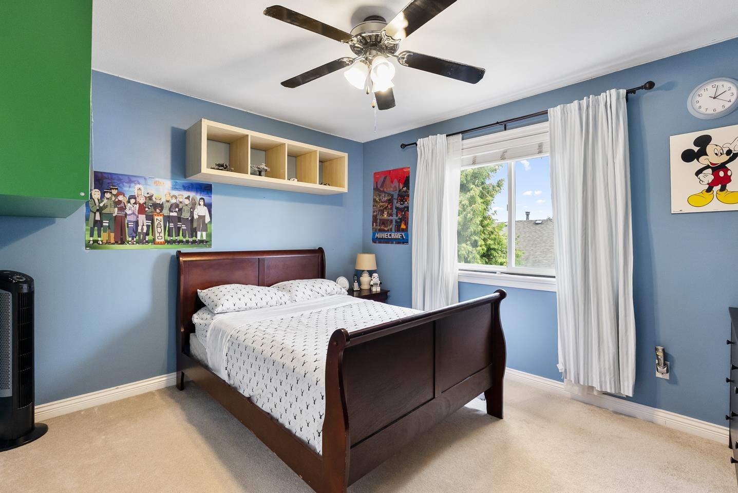 Photo 4 of 7114 148 Street, Surrey BC
