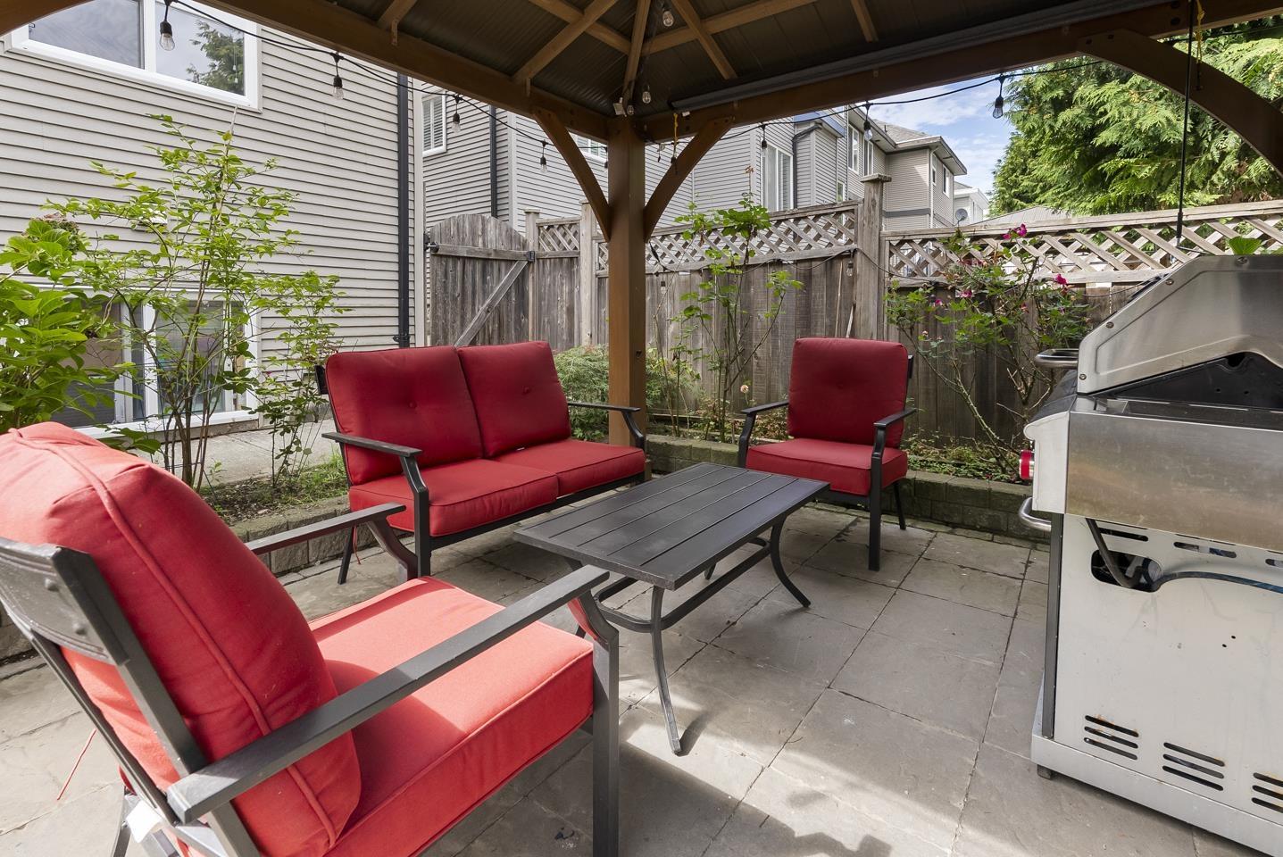 Photo 8 of 7114 148 Street, Surrey BC