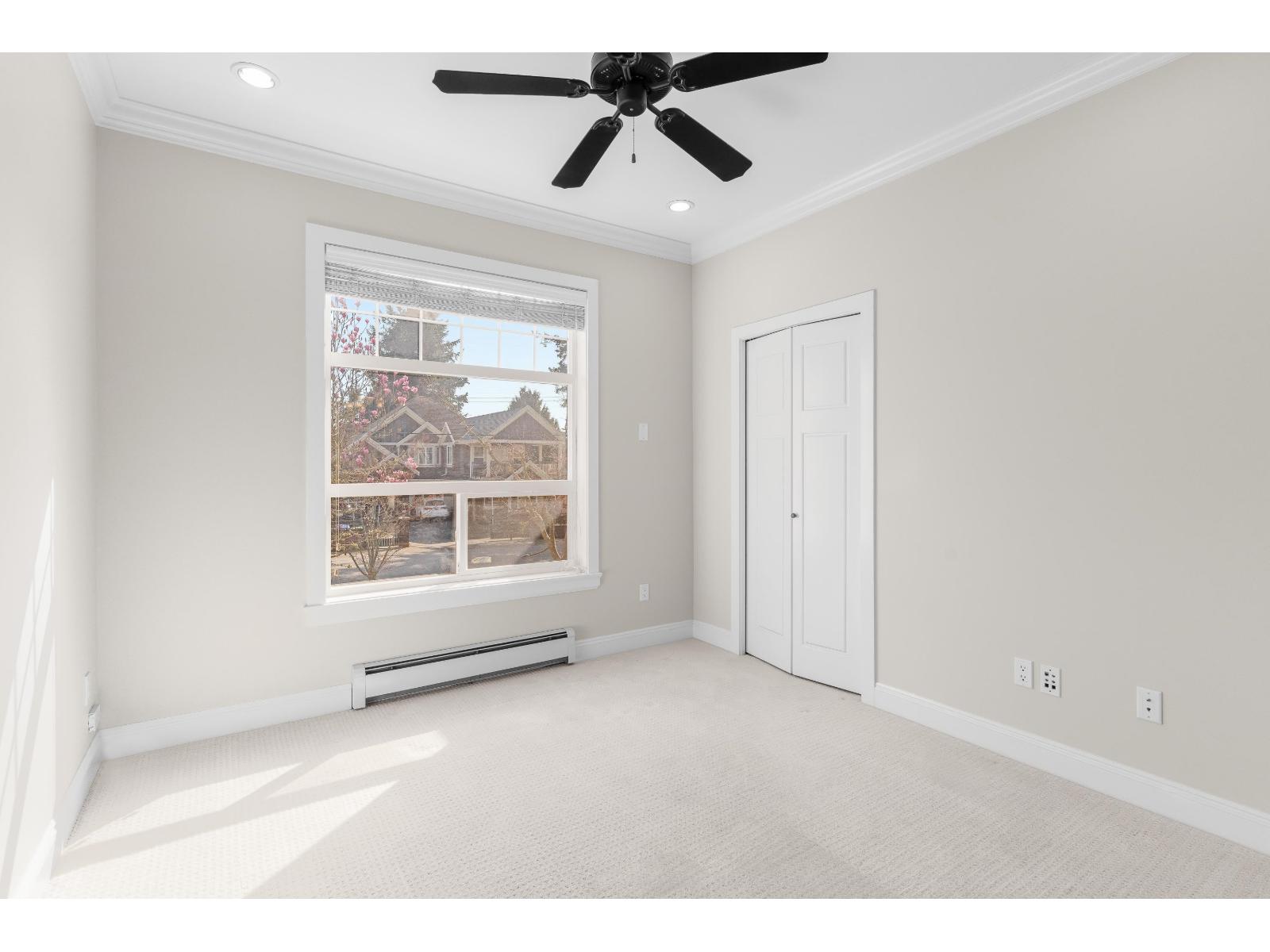 Photo 17 of 14225 69 A Avenue, Surrey BC