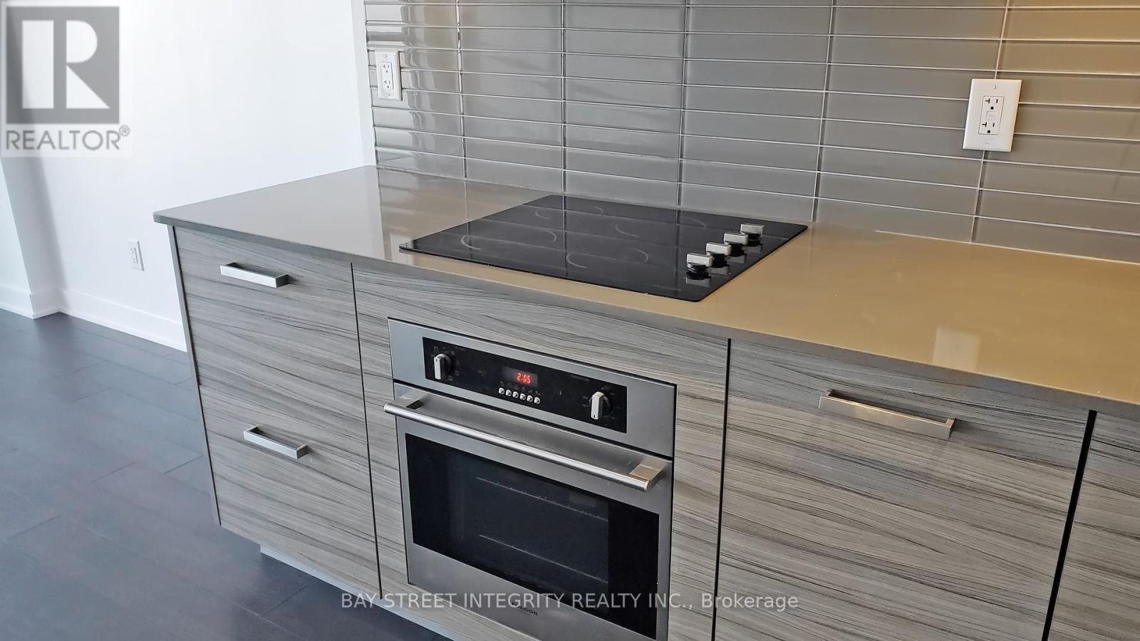 Photo 24 of 2107 210 Simcoe Street, Toronto ON